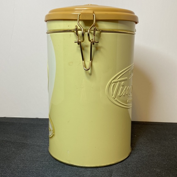 Tim Hortons Limited Edition Tin - Picture 2 of 12